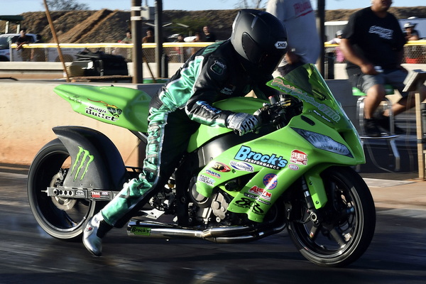 #08_DSD_0239-X2 CLEAR=